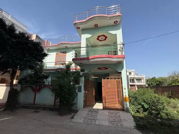 SGPGI Hospital charanbhatthe पर 1500 Sq.ft का 2 Story house for sale